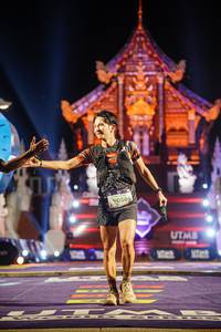 BIB: 9056
                            <button type="button" onclick="openModal(22643536)" class="btn btn-primary btn-sm float-right btn-popup" data-toggle="modal" data-target=".modal-high-quality">
                        <i class="fas fa-shopping-cart"></i> Add to Cart
                    </button>
                                            <button type="button" onclick="isThisMe(22643536, true)" class="btn btn-success btn-sm float-right btn-popup btn-isme hidden" data-toggle="tooltip" data-placement="bottom" title="นี่คือรูปของคุณใช่ไหม คลิกที่นี่เพื่อเอาเข้าอัลบั้ม">
                        <i class="fas fa-plus"></i> Add to album
                    </button>
                    <button type="button" onclick="isThisMe(22643536, false)" class="btn btn-warning btn-sm float-right btn-popup btn-isnotme hidden">
                        <i class="fas fa-ban"></i> Remove from album
                    </button>